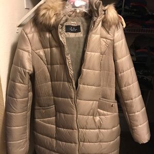 LA coalition tan coat with removable fur hood
